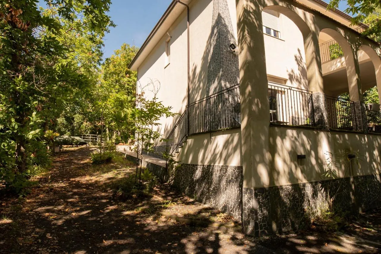 LN ETNA HOUSE-villa ad uso esclusivo Pedara Villa